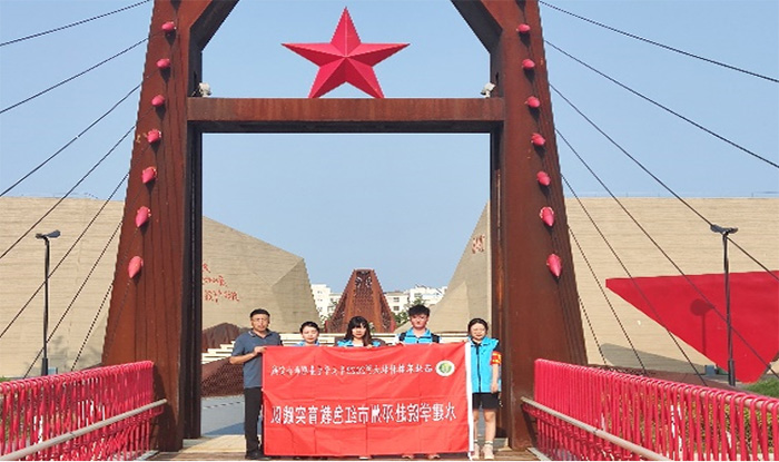 �ھ��ɫ���� ӵ����ɫ����