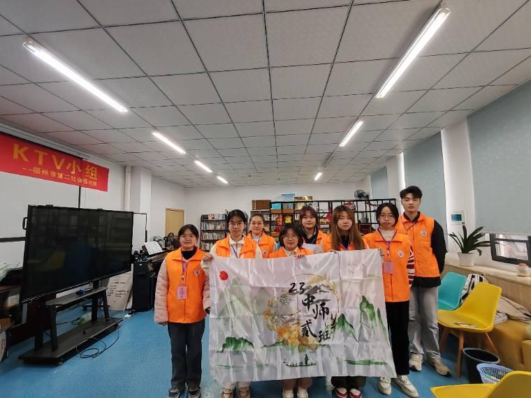 �����´���ů���ģ��׷澫������У��߽�����Ժ���