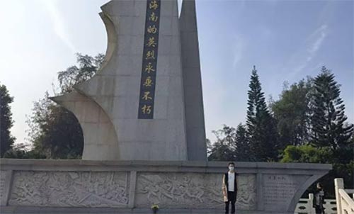 ��ţ���ź��ϵ�ս����ʿ��԰