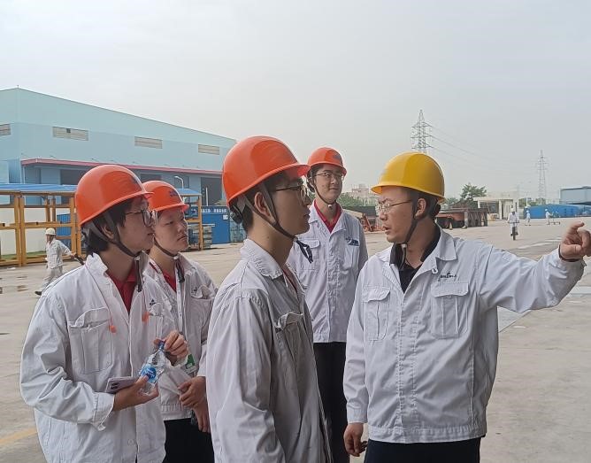 �Ӻ���ѧʵ���Ųι�ɭ���ع����޹�˾��������ҵˮ��Դ�������ҵ�ṹ����