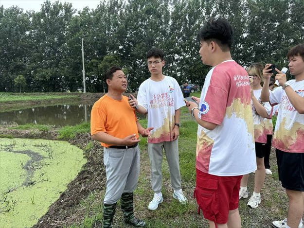 ������ũ��ʵ�� ����������塱�����ι۸��ʾ��ÿ�����Ǯ�ô�