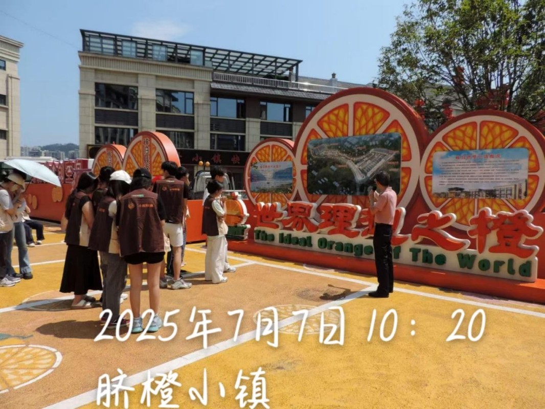 �Ⱦ����룺һ��������˵ġ����黭��������С�ȹ���ʵ����̽Ѱ��Ȳ�ҵ�ںϷ�չ�ĳɹ�ģʽ