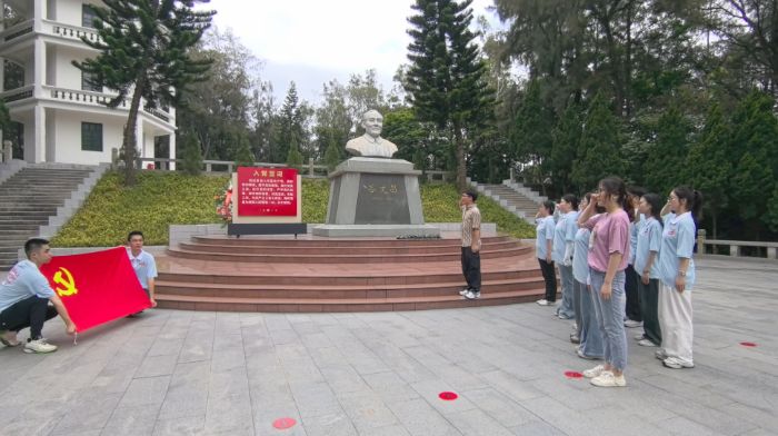 �ഺ���򵳣�������ʱ����չ������Ϊ����2025��"�ഺ����"ʵ�����������ʵ���