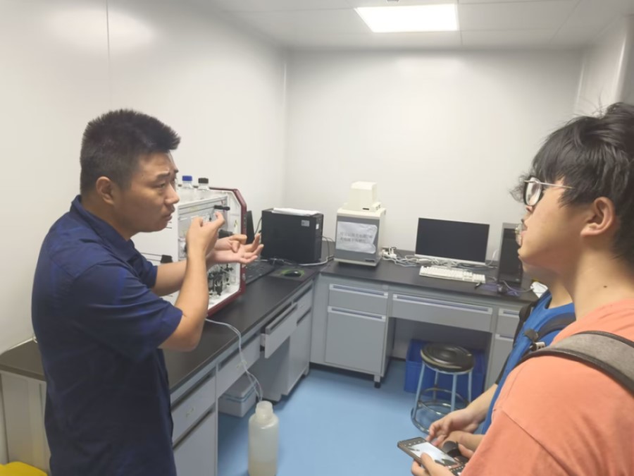 �ҿ��Ƽ�֮Ļ��̽������ǰ�ء�����У�ŶӲι��人��ǰ���﹫˾�з���λ