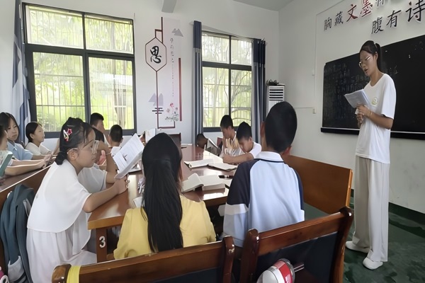 �ഺ����ͬ���翪չԤ�����̲�ͬ������γ�