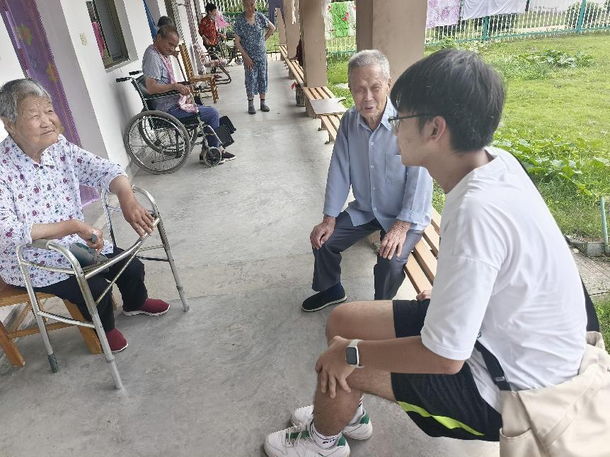 ��Ժѧ�������磺�ذ��ճ����ˣ�����ů������