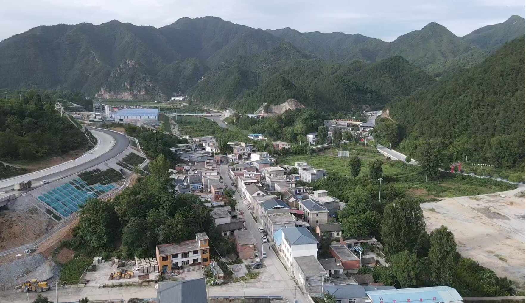 ͯ�Ĺ����й��� �������Ϲ�ҵ��ѧ�������ӡ����ʵ���Ŷ�Ϊţ���Сѧ¼��MV