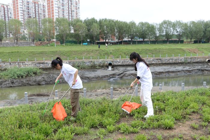 ����ý��ѧ���������Ǻӻ�����������, �ഺʵ���ػ��ų���̬����