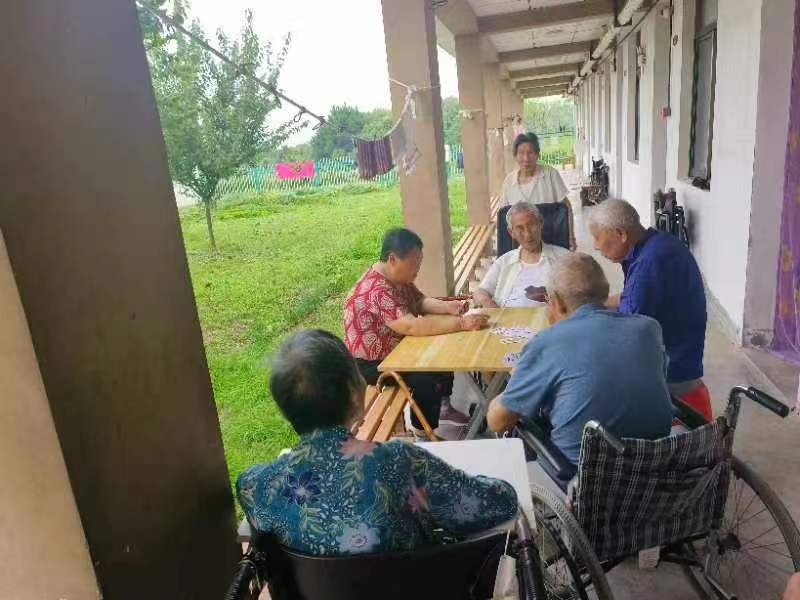 ��Ժѧ�������磺Т�Ͼ��ϣ���ů����