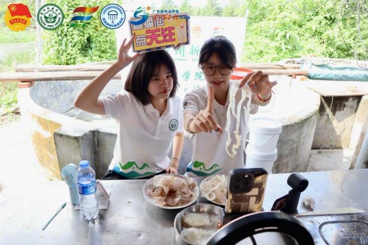 ��������e��ͻ����ֱ�����𣬹�������֮Լ