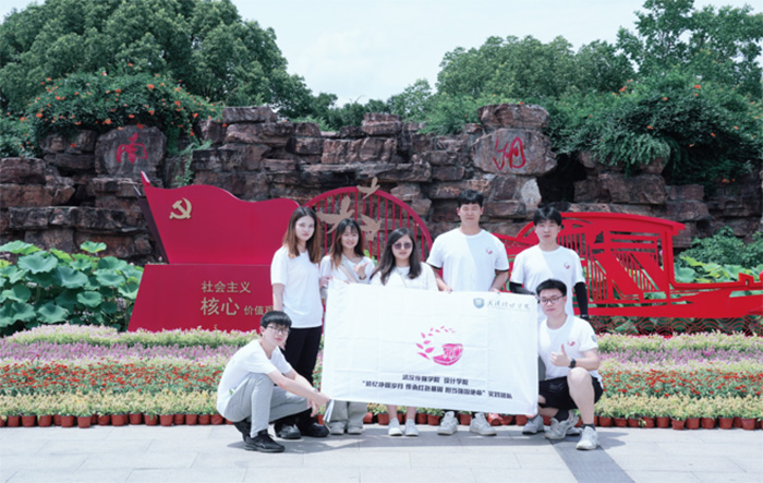 �人��ýѧԺѧ�������磺��������£��ٺ촬����