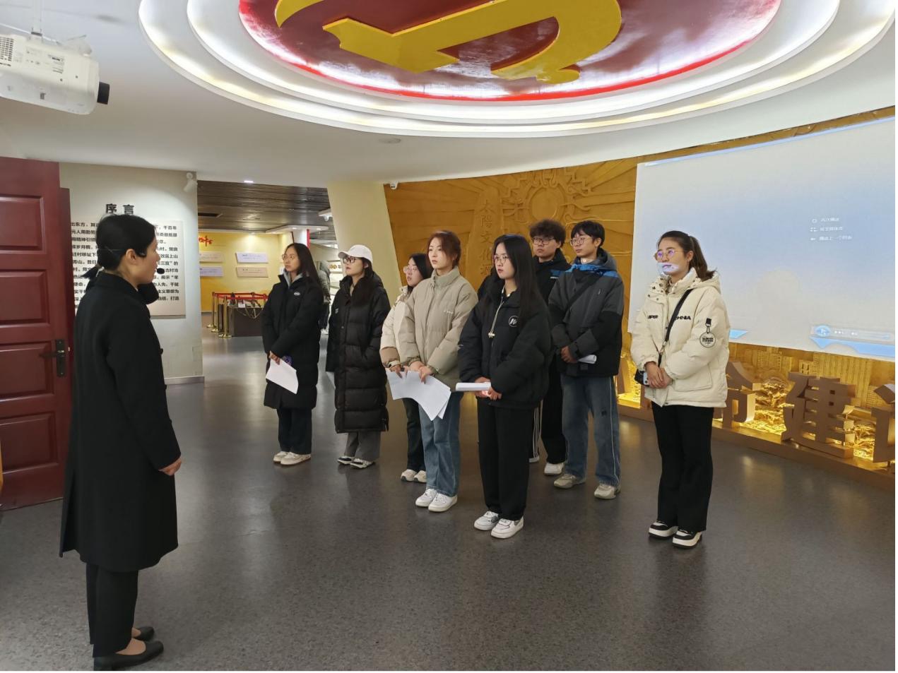 ��̬��������:�����̬���˵Ļ�ʯ