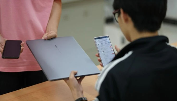 ��LEADER�೤��ƽ̨����У԰���ֽ���������