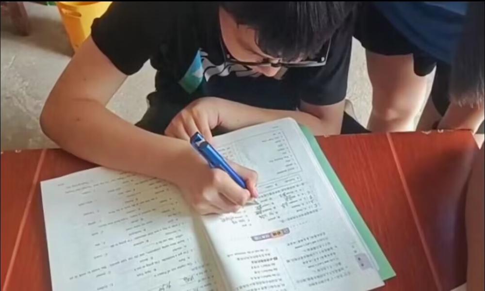 ����ǣ���أ���ůͯ�ġ���������֧���Ŷ�����ʵ���