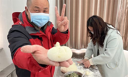 ������Сѧ�����ʵ�����ؿ�չ��ʦ�Ͷ����ܴ���