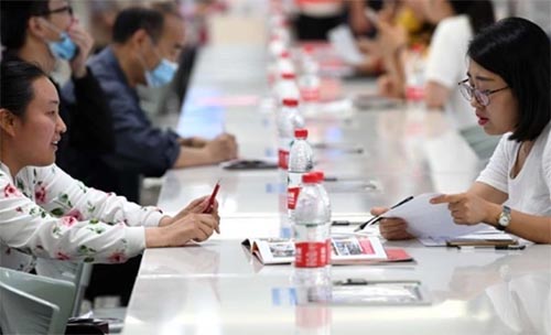 ��λԱ������֤��������ͨ��24ƪ��