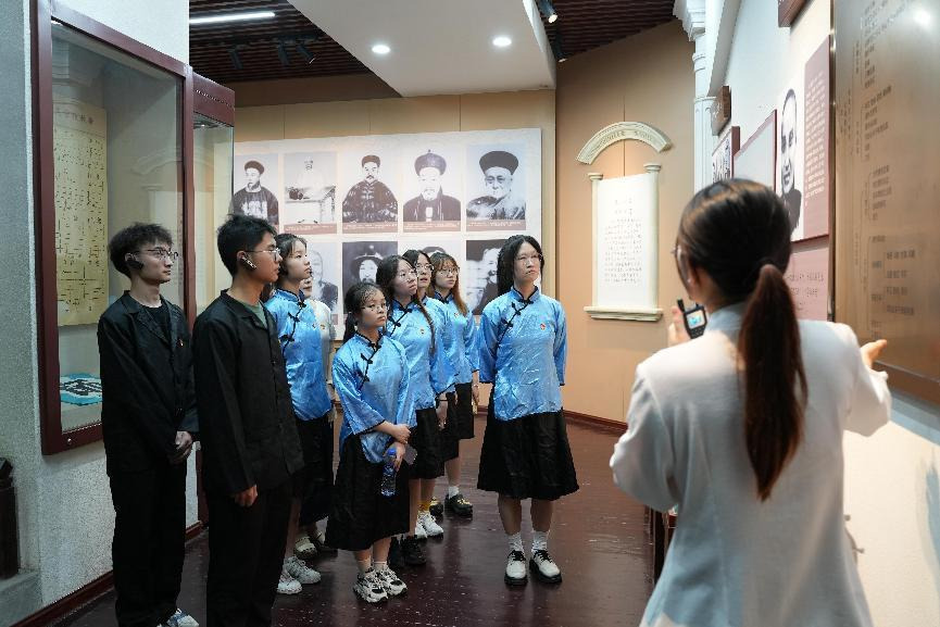 ����ũҵ��ѧ���ʵ���ų���ʽ��ѧ���ϵ�һʦ��ѧԺ��׷Ѱë��