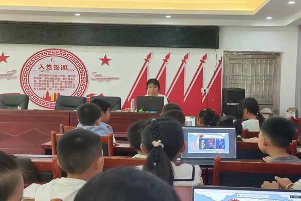 �����������ˣ�������������⡪���������ѧԺ���ഺ���Ρ�ͨ��־Ը����ӿ�չ���������γ�