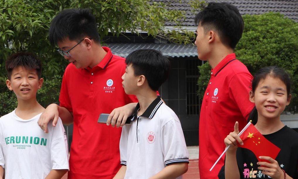 ����֧�̴�ϣ��������Ц��ůͯ��