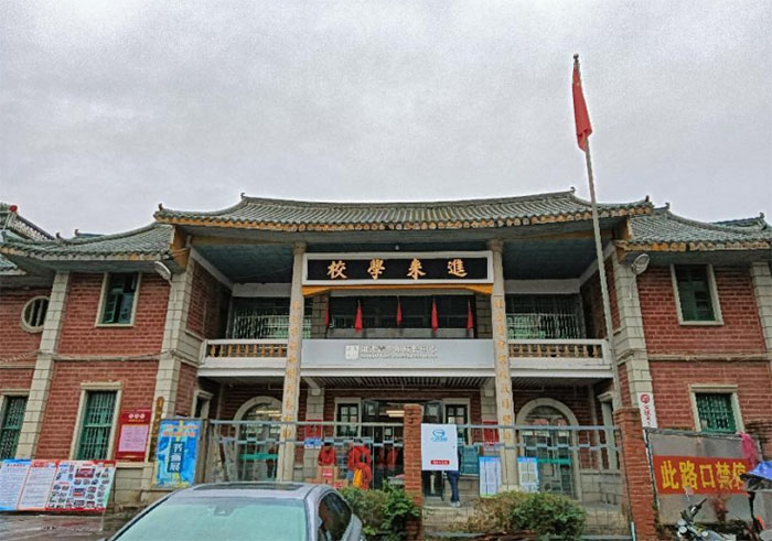 �ഺ���������ţ�����������֮��