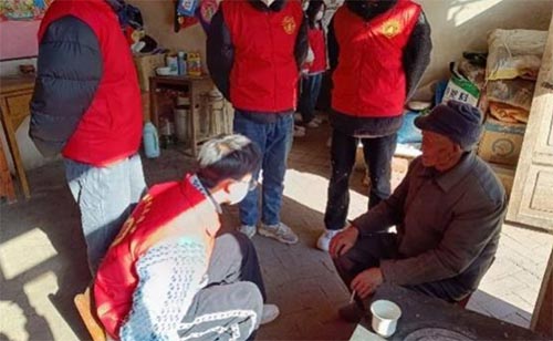 ��ͤú��֮�����񻰣����������ٷ�չ�