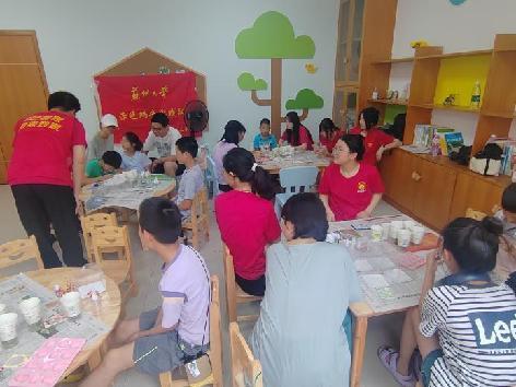 Ԣ�����ֳ����ģ�����������ͯ��