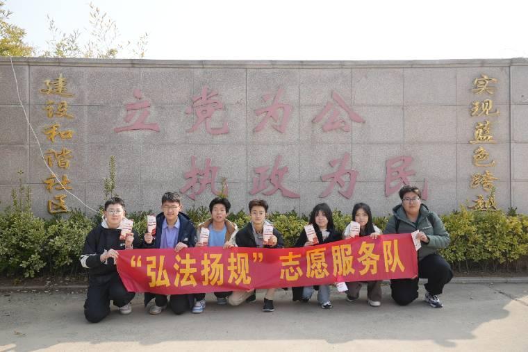 �ͷ����硪�����뷨��桱־Ը����ӻʵ¼