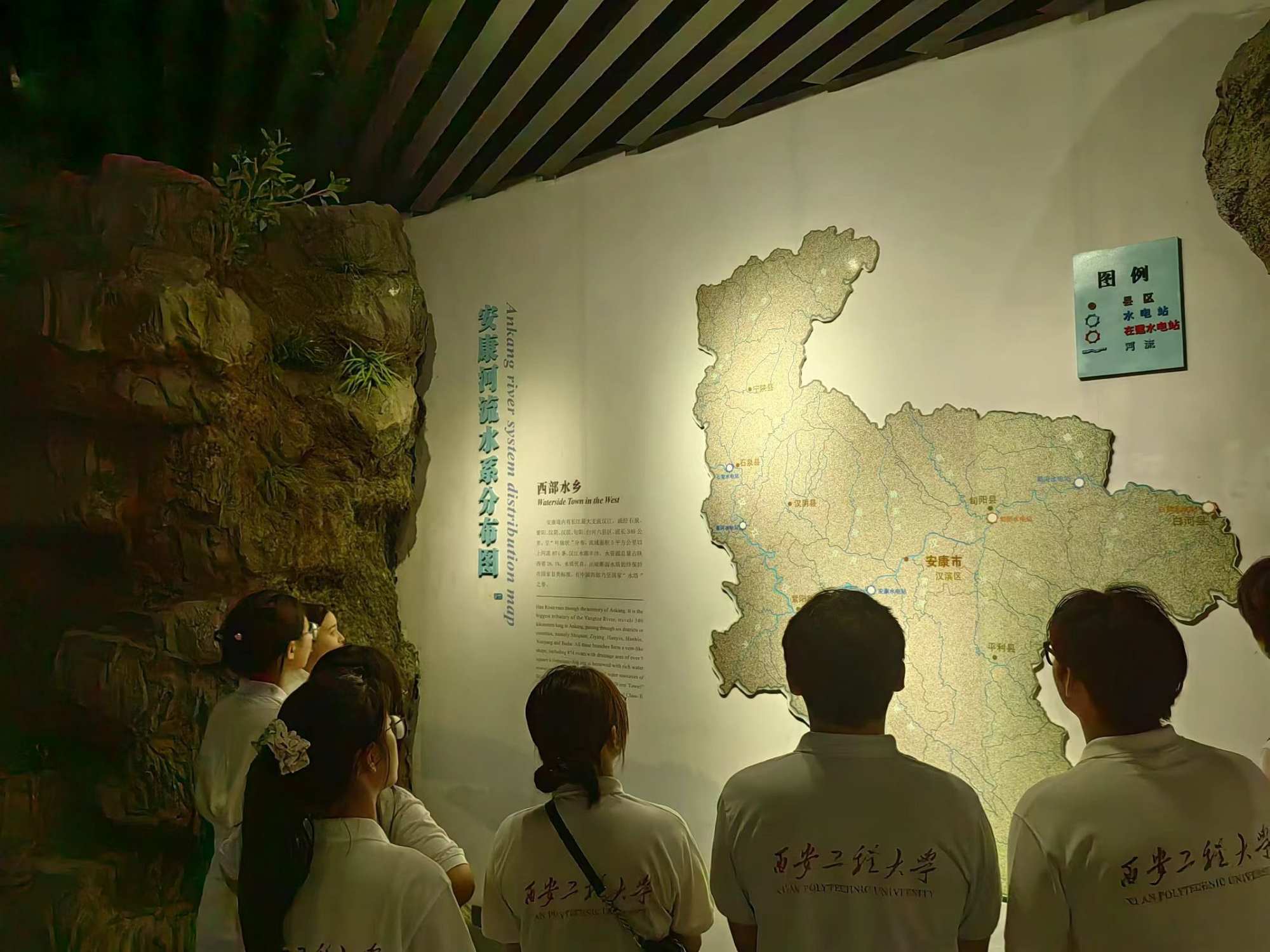 ʵ����������Ա����