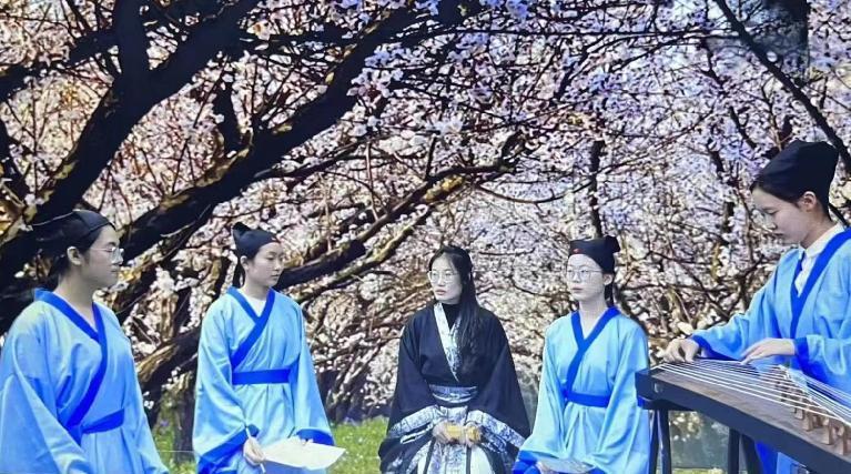 �����Ļ���ʵ��