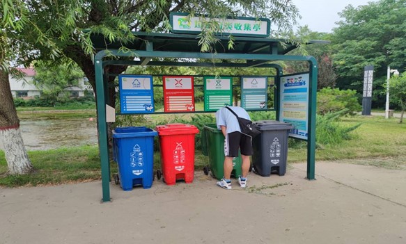 �ӱ�������������������������࣬����ͬ��