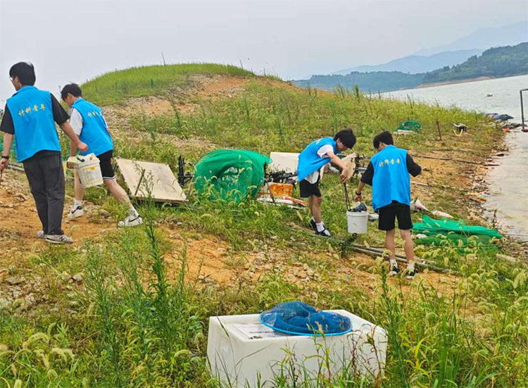 ����������������ݵ��ǡ��ǡ���