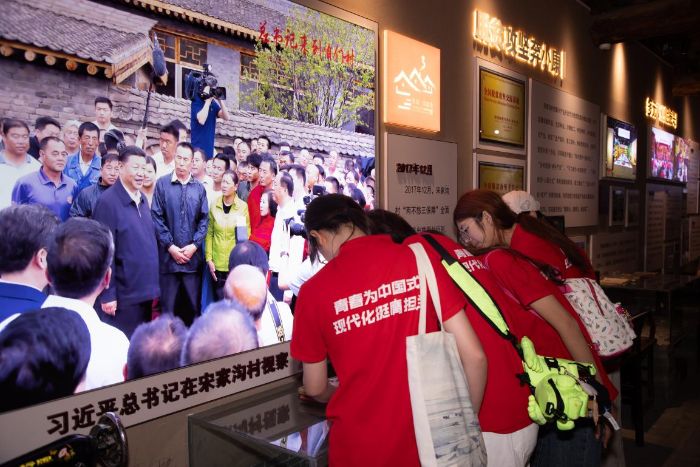 ������կ;�����գ���ɫ�㼣ӳ���ģ���ƶԻ������� ���� �ڴ����봴���У�����������˵Ĵ�����ͼ