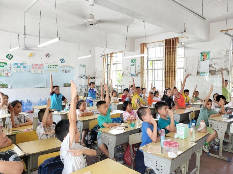 ����ʦ����ѧ��ѧ��ҩѧѧԺ����Ծ��ʵ�����������������Сѧչ