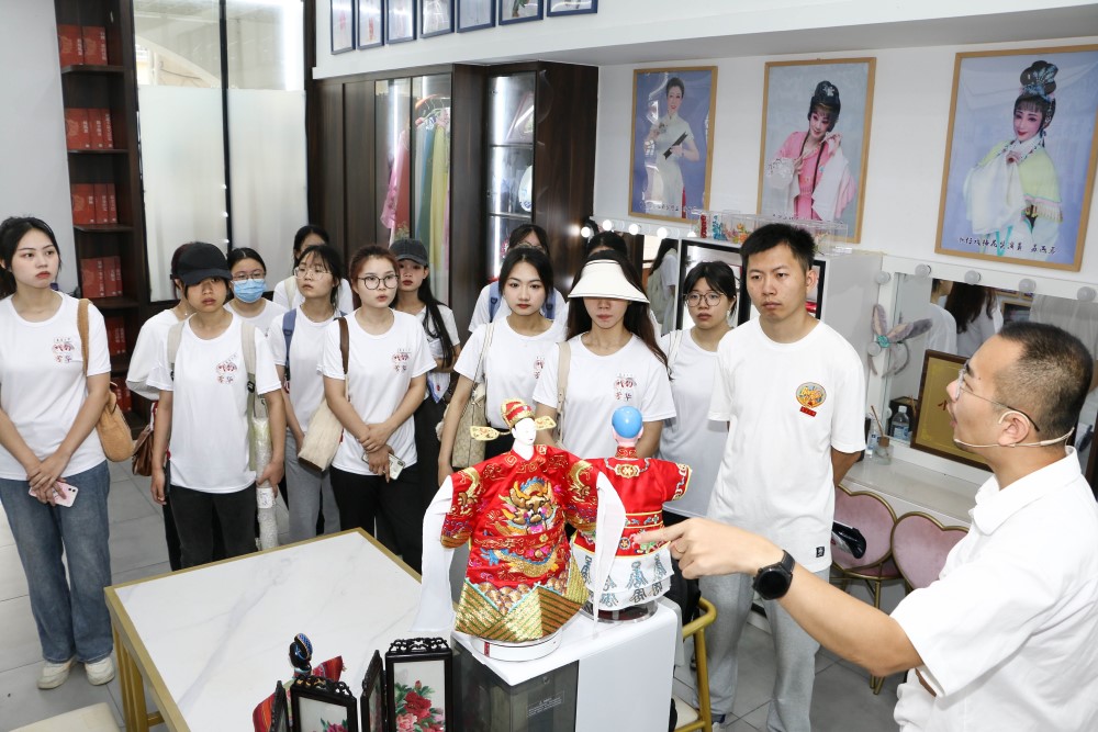 ����������Сѧ��Ѱ��Ϸ����ͯ�ĵİ���