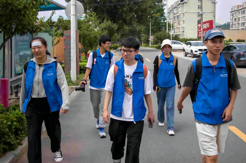 �й�ʯ�ʹ�ѧ����������Զʵ������̬����