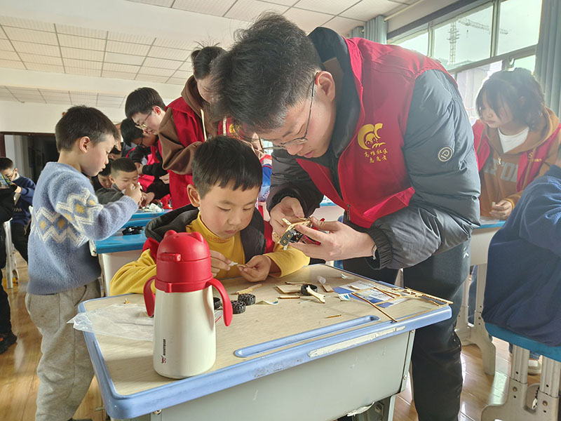 ����δ������ͯ��˼ά���䣬����̫����С����������