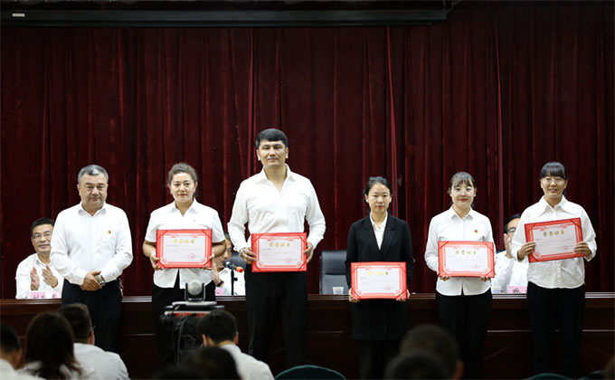 ��ʲְҵ����ѧԺ2024���40����ʦ�ڱ��ô��