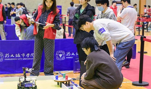 �ھŽ��㽭��ѧ������ʵ���봴��������������