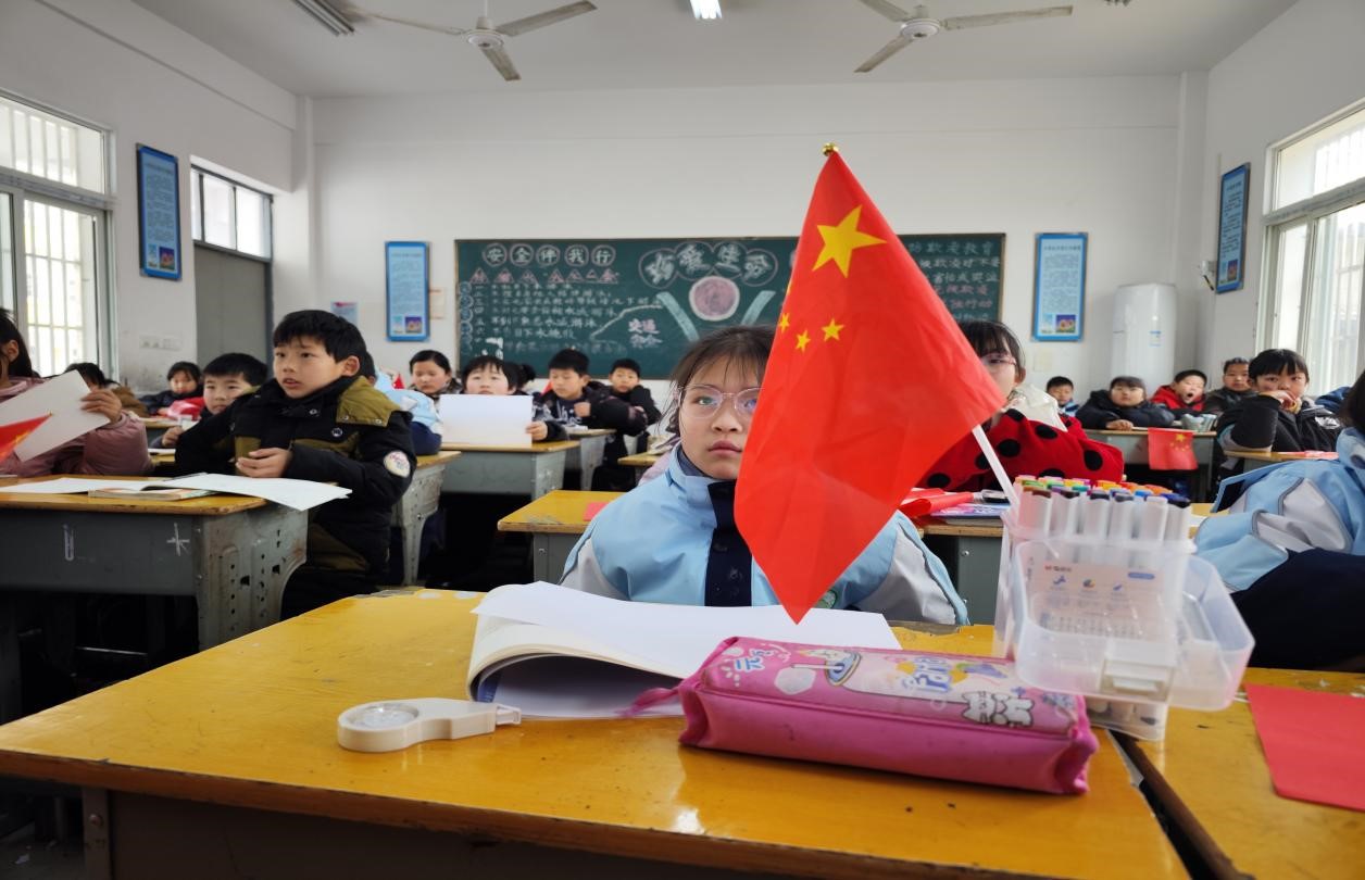 ����ҽѧԺѧ�Ӹ����ؿ���Сѧ��չϵ��־Ը����