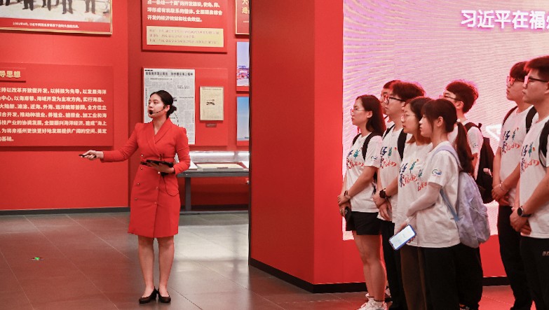 ���껪 �۸��ݡ��������м�ʵ������·�ϣ�