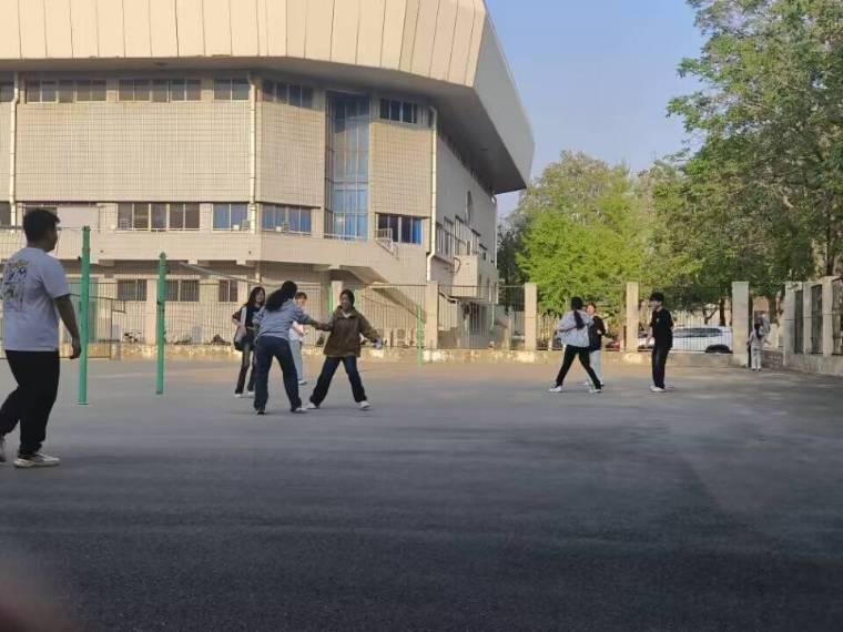 ��Լ�����������ջ