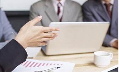 ���������ߵ�ר��ѧУ��ҵ�ʼ���ҵǰ����ô��