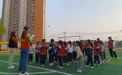 ��ɽСѧ����֧�̻