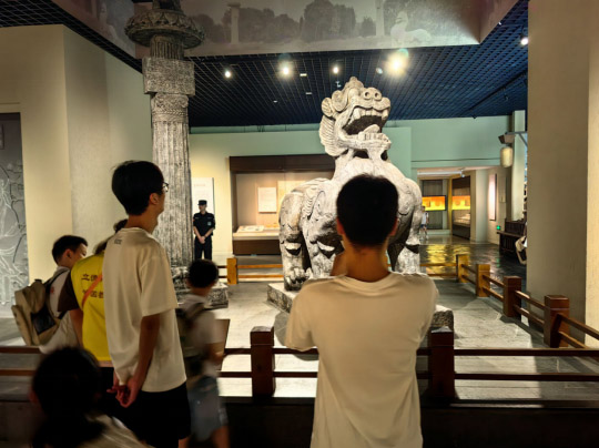 ���ݹ�ѧԺ�����ഺʵ������ط��Ļ���������