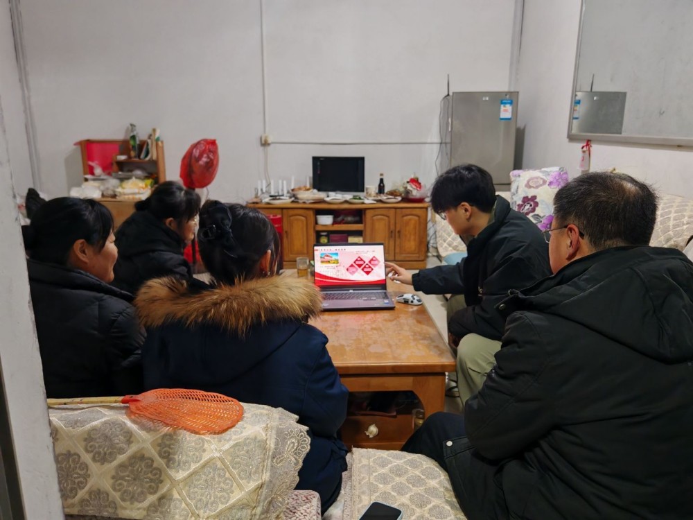 ɽ����ѧ�����뿵��ѧԺ����������・�������³̡������ӣ����ƴ�������壬��������ů����