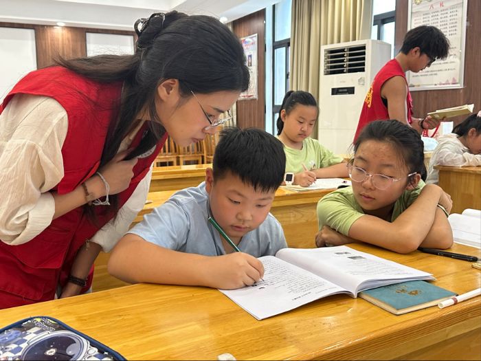 ��ͨ��ѧ����ҵ������ɳ���ֽѹʵ���ͯȤ