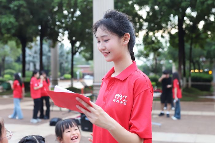 ����ʦ����ѧ����ѧԺ�������������ǧ�򹤳�ͻ���Ӿ��з��ſ����