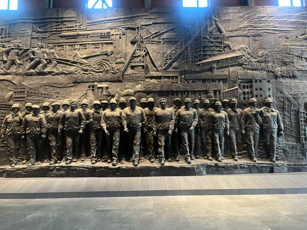 ����ת�ͣ��������˵���ɫ���