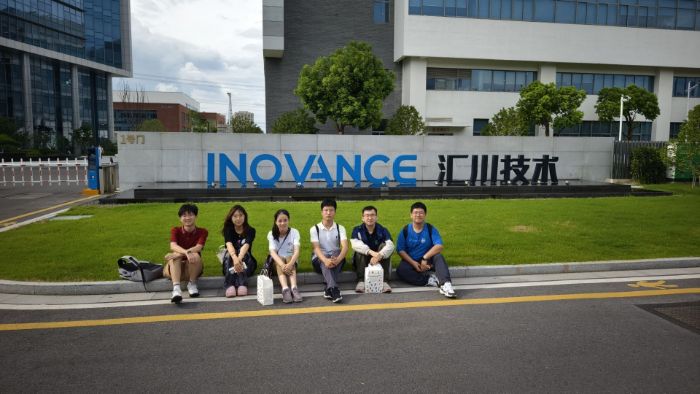 �Ͼ���ѧ������������������ձ��������������־��ò��컯��չʵ��·��