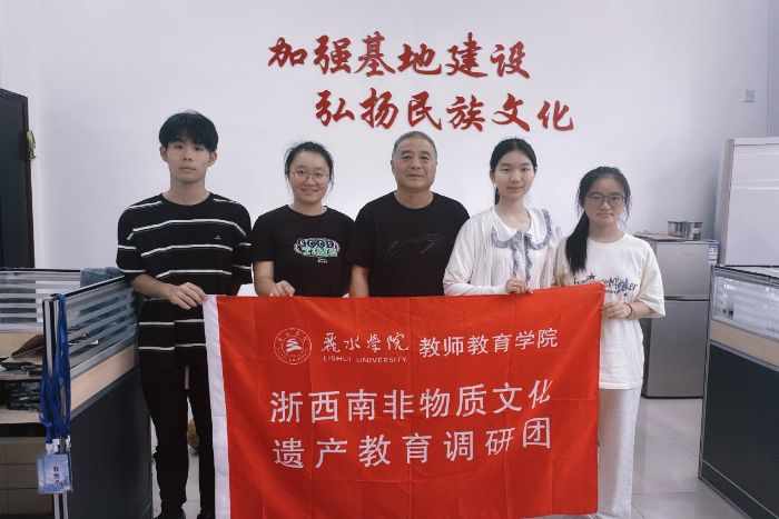 �����ż������������� ���� �Ӿ���������ѧ�����������е������ں�ʵ��